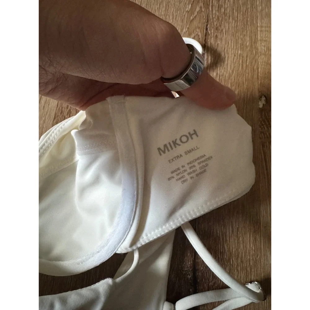 Mikoh White‎ Underwire Bikini Top Adjustable Straps Size XS